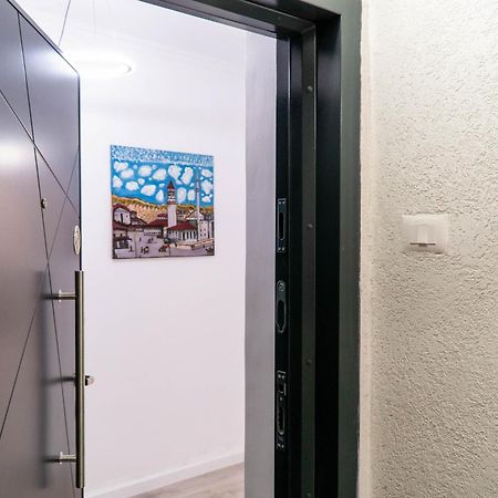 Signature Apartment 8 ティラナ エクステリア 写真